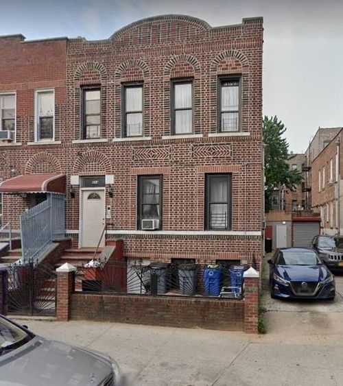 4-494 E 95th St, Brooklyn, NY, 11212-2559 | Card Image