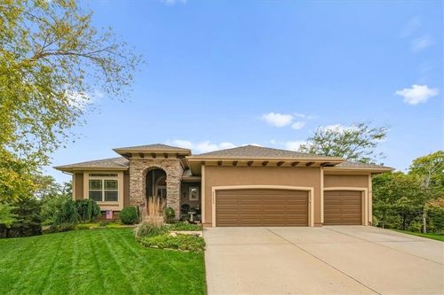 24255 W 123rd Ter, Olathe, KS, 66061-6128 | Card Image
