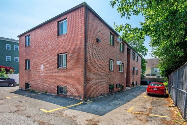 APT-6 - 7 Mortimer Pl, Condo with 1 bedrooms, 1 bathrooms and 1 parking in Somerville MA | Image 13