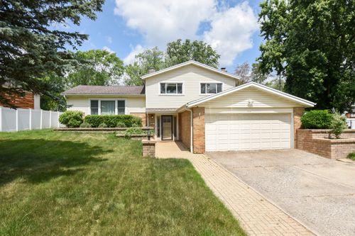 1026 Timber Ln, Darien, IL, 60561-4130 | Card Image