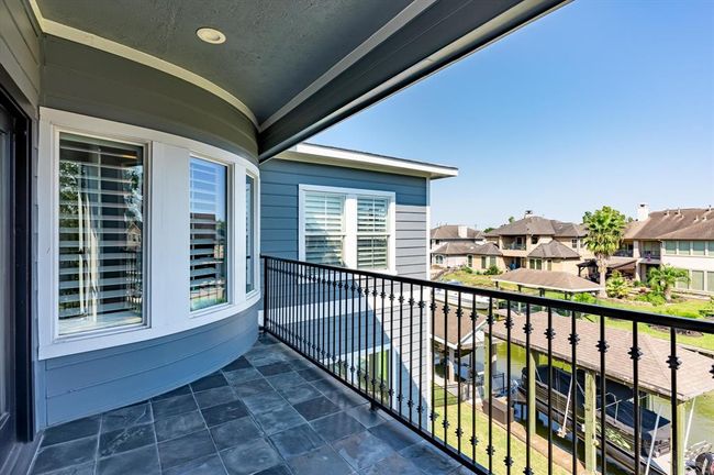 211 Valmar St, House other with 4 bedrooms, 4 bathrooms and 2 parking in Kemah TX | Image 44