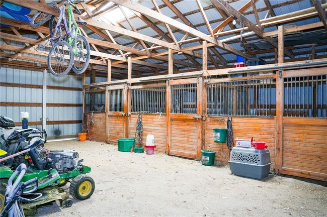 View of stable | Image 35