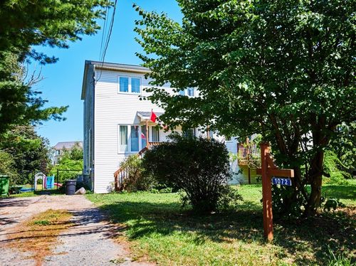 1072 J Jordan Rd, Canning, NS, B0P1H0 | Card Image