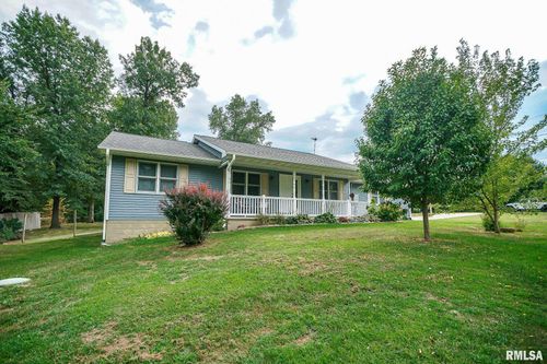 23991 N Algonquin Dr, Canton, IL, 61520-8809 | Card Image