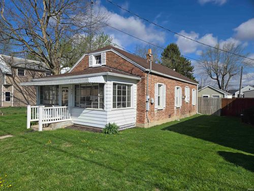 904 W State St, Albany, IN, 47320-1519 | Card Image