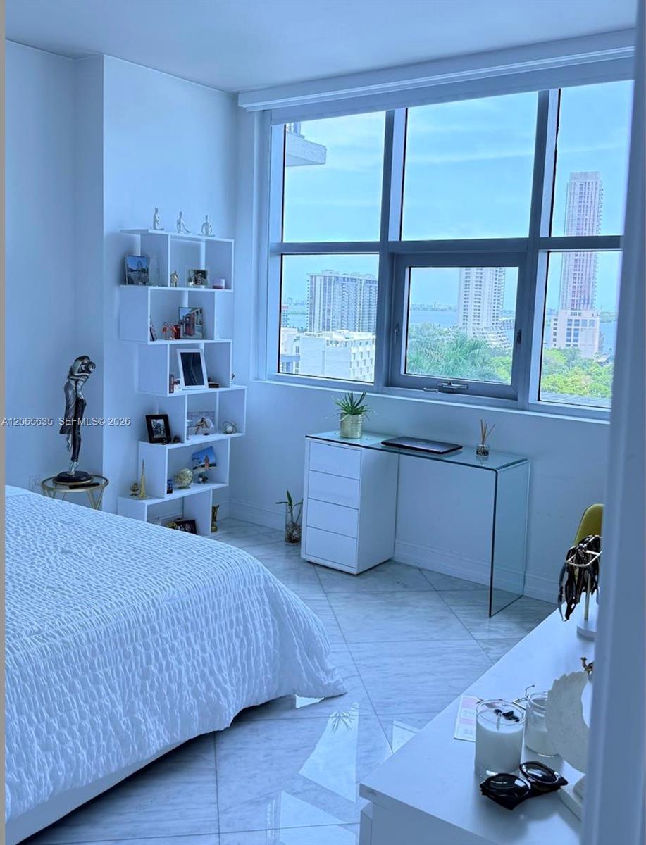 Residential Lease in Miami 3