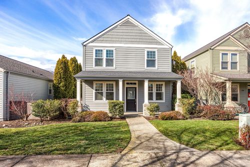 533 N Mountain Ave, Ashland, OR, 97520-9658 | Card Image