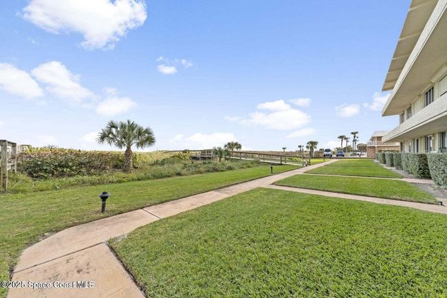 309 - 5050 Ocean Beach Blvd, Condo with 2 bedrooms, 2 bathrooms and null parking in Cocoa Beach FL | Image 36