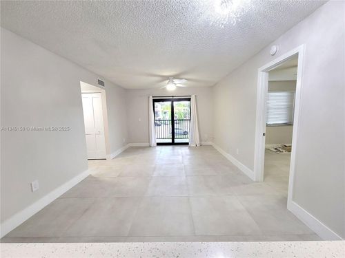 27-9728 Hammocks Blvd, Miami, FL, 33196-1523 | Card Image