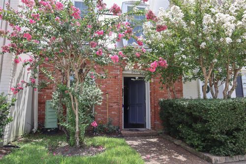 2689 Marilee Ln, Houston, TX, 77057-4205 | Card Image