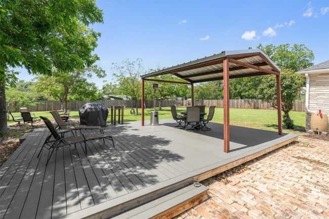 1922 W Lake Dr, House other with 3 bedrooms, 2 bathrooms and 6 parking in Taylor TX | Image 30