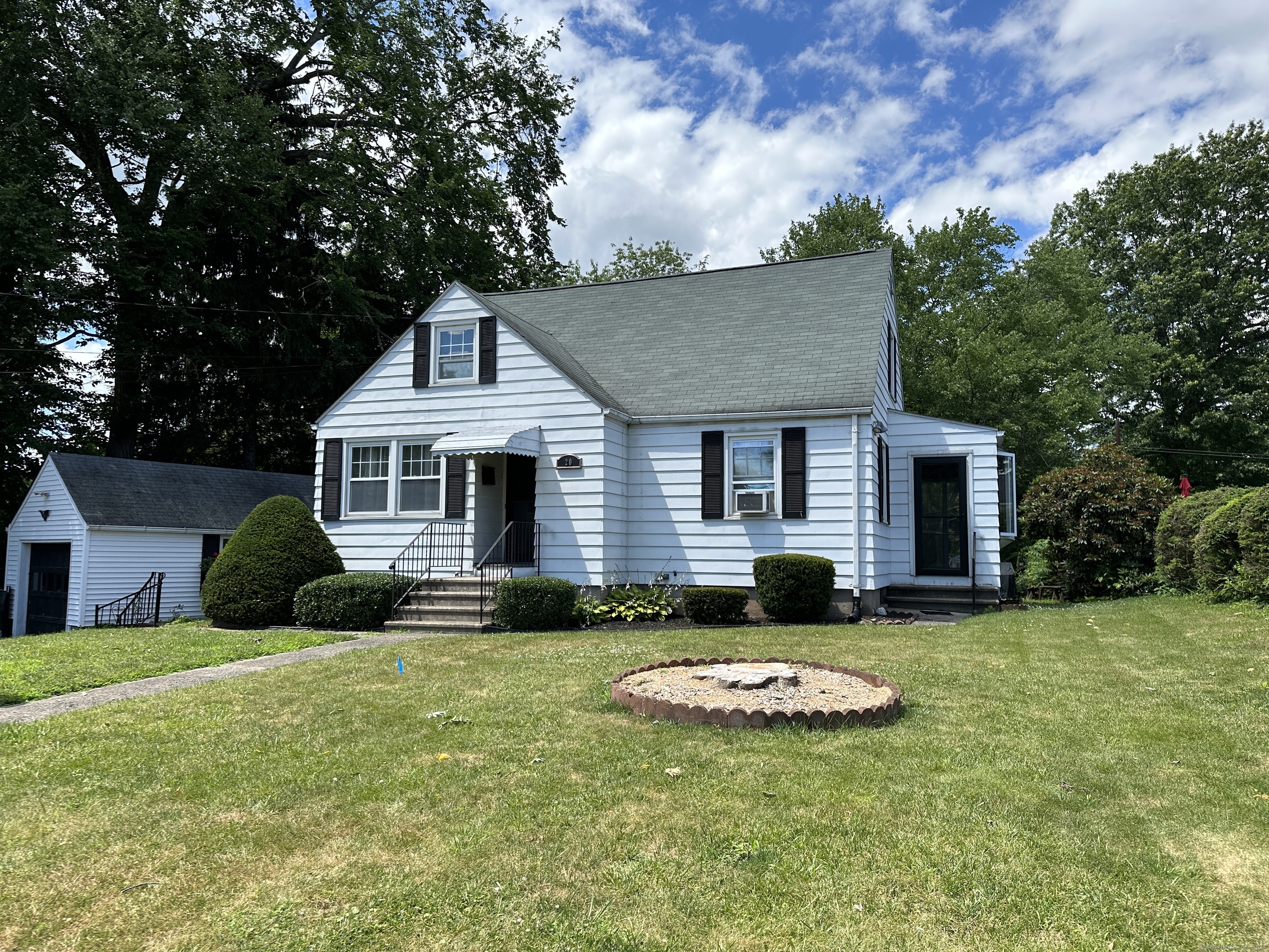 20 Condon Street, For Rent in Berlin Zoocasa