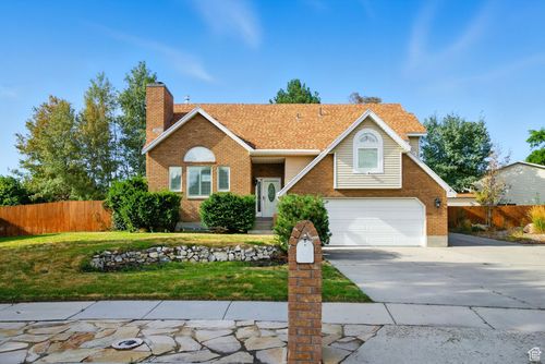 2343 W Temple View Cir, South Jordan, UT, 84095-8939 | Card Image