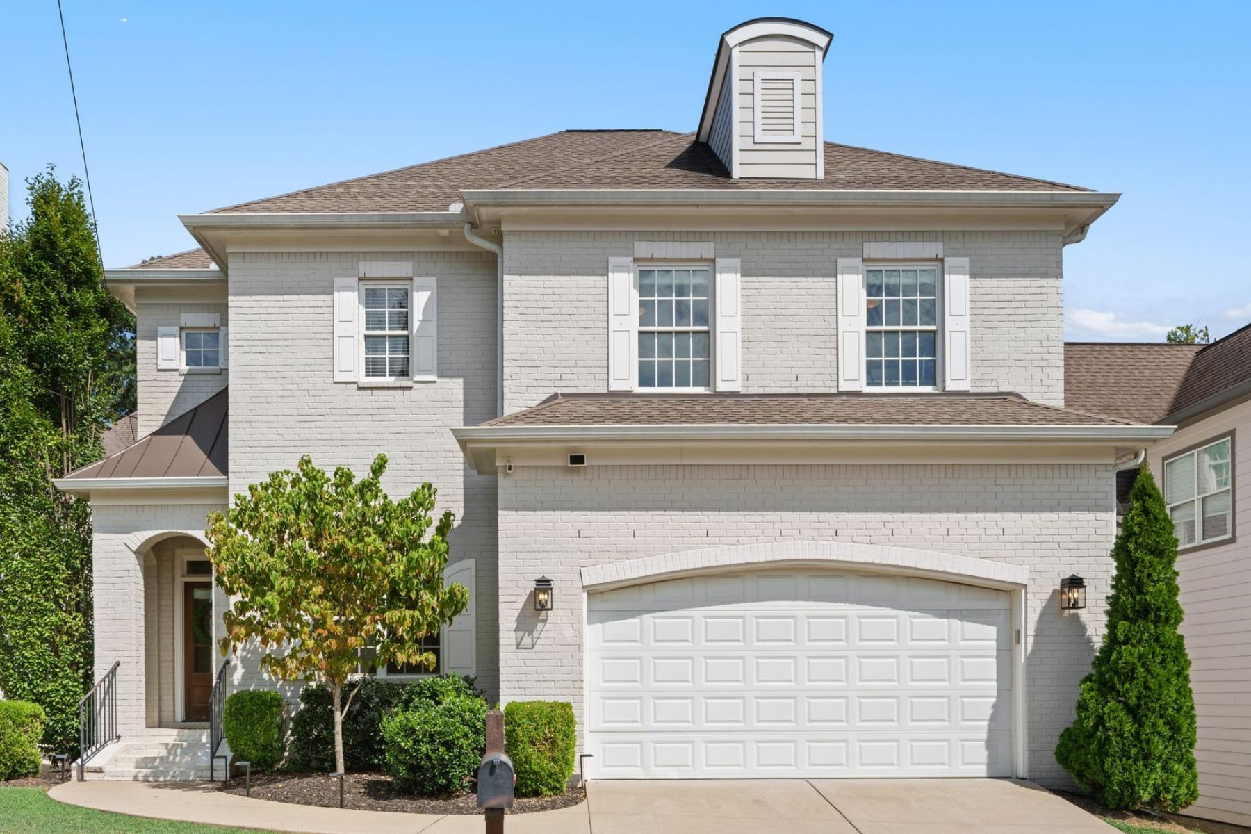 10th Ave, Nashville, TN 37203