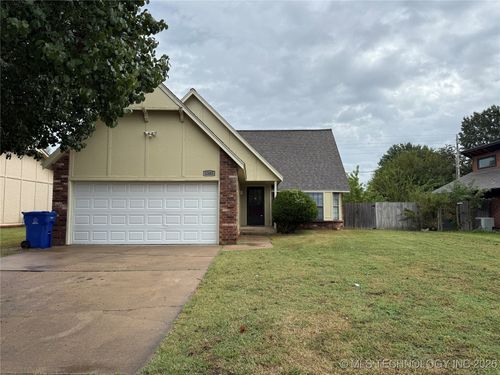 1305 N Aster Ave, Broken Arrow, OK, 74012-9136 | Card Image