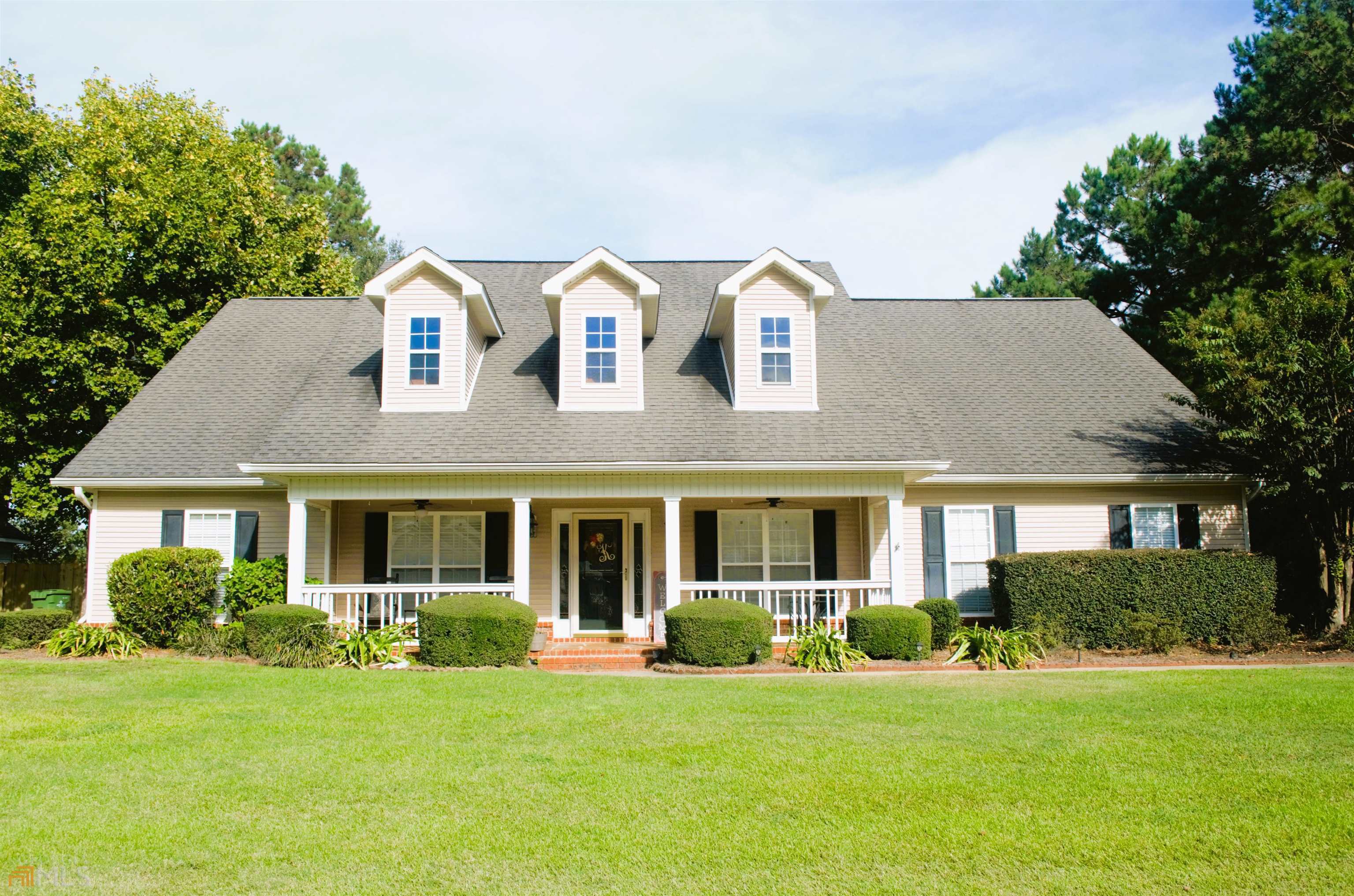 308 Ellicott Drive, Sold in Warner Robins - eXp Realty