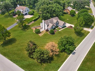 9 Carriage Lane, House other with 4 bedrooms, 4 bathrooms and 3 parking in Lemont IL | Image 3