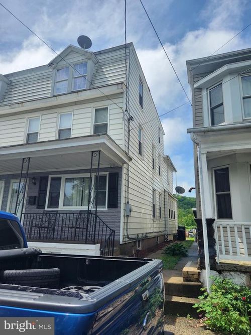 406 Parkway, Schuylkill Haven, PA, 17972-2109 | Card Image
