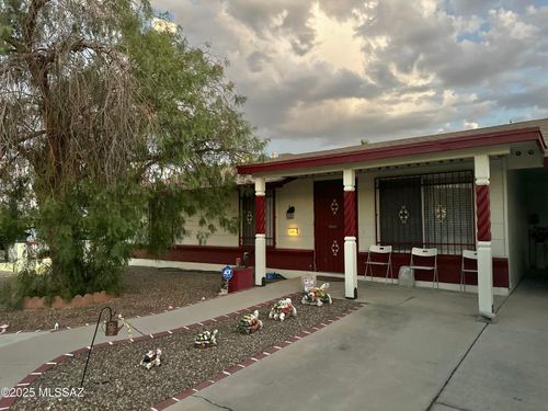 2501 W Vereda De Gente, Tucson, AZ, 85746-8021 | Card Image