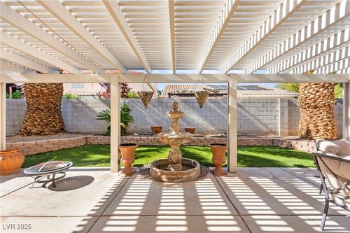 9522 Arrowhead Falls Ct, Las Vegas, NV, 89148-1697 | Card Image