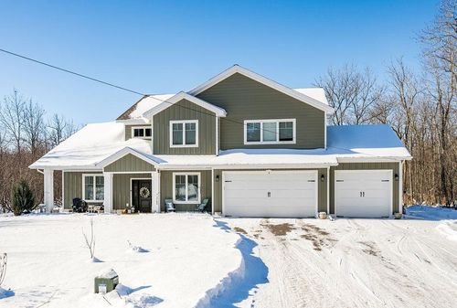 3879 Okerstrom Rd, Hermantown, MN, 55811-4306 | Card Image