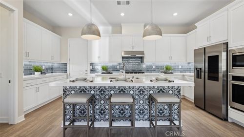 24530 Via La Sombrilla, Valencia, CA, 91354 | Card Image