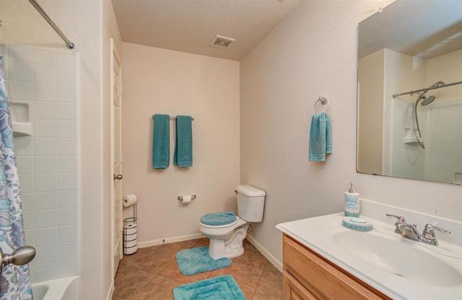 21522 Amesbury Meadow Ln, House other with 5 bedrooms, 3 bathrooms and 2 parking in Spring TX | Image 14