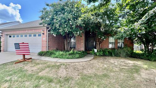 1695 Gardenia, Conway, AR, 72034-8485 | Card Image