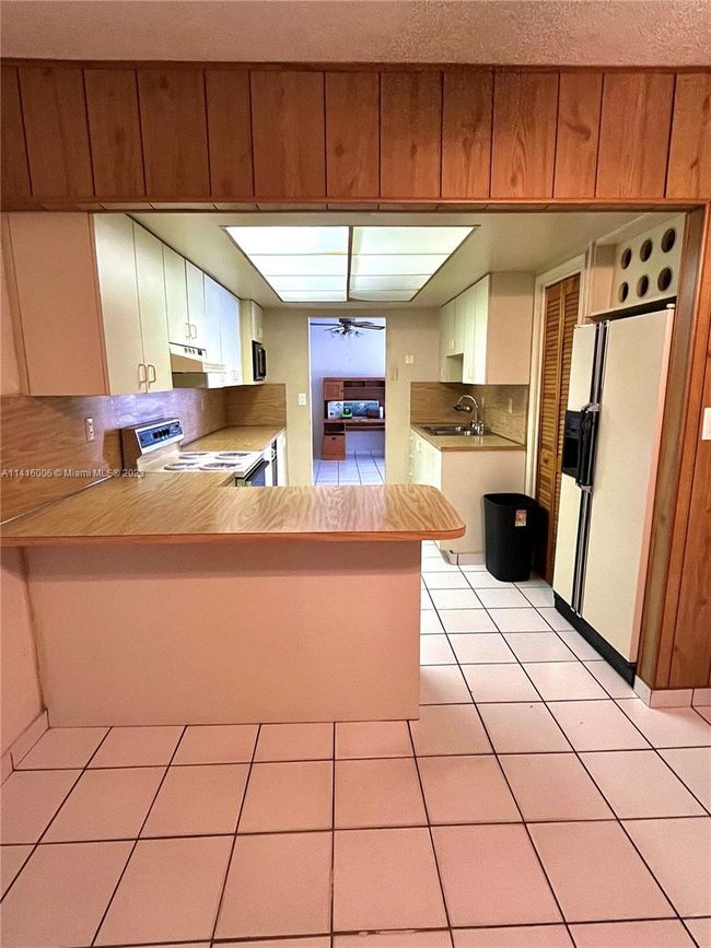 857 W 79 Th Pl, House other with 3 bedrooms, 3 bathrooms and null parking in Hialeah FL | Image 38