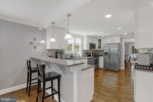 331 N Lafayette Ave, MORRISVILLE, PA, 19067-6639 | Card Image