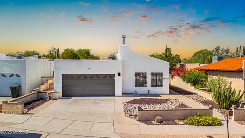 9214 E Calle Maria, Tucson, AZ, 85710-7335 | Card Image