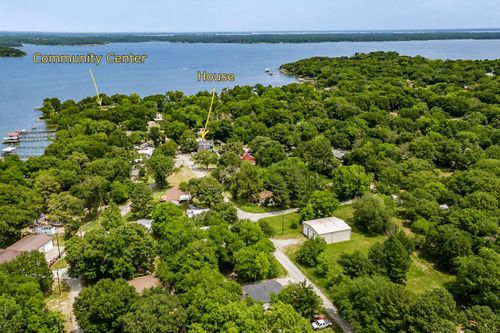 10015 Shoreline Dr, Wills Point, TX, 75169-3626 | Card Image