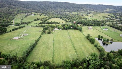 19606 Ridgeside Rd, BLUEMONT, VA, 20135-2020 | Card Image
