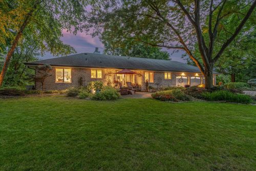 481 Peavey Ln, Wayzata, MN, 55391-1534 | Card Image