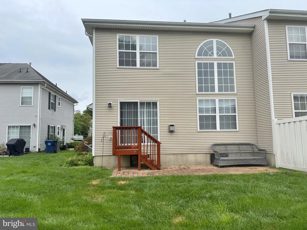 Residential Lease in LAWRENCE 4