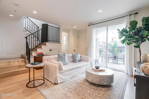 21-1176 Vista Canyon Lane, Newbury Park, CA, 91320 | Card Image