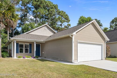 101 Southern Magnolia Ct, Hampstead, NC, 28443-2498 | Card Image
