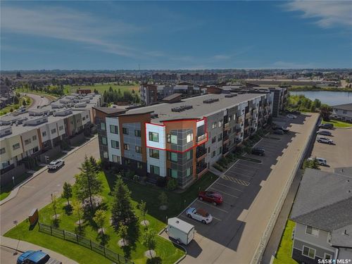 300-105 Willis Cres, Saskatoon, SK, S7T0Z3 | Card Image