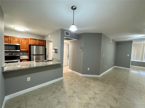111-2841 N Oakland Forest Dr, Oakland Park, FL, 33309-6485 | Card Image