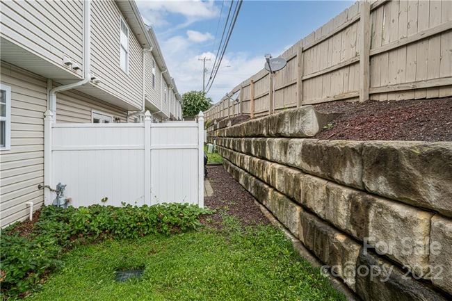 33 Amersham Ln, Townhouse with 3 bedrooms, 3 bathrooms and null parking in Fletcher NC | Image 31