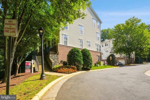 1601b-4174 Lochleven Trl, FAIRFAX, VA, 22030-8582 | Card Image