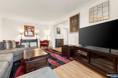 8450 Boulevard E, North Bergen, NJ, 07047-6014 | Card Image