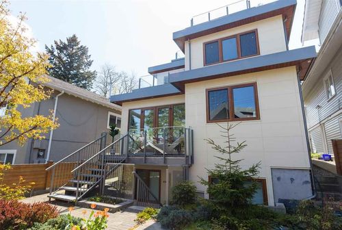 4467 7th Ave W, Vancouver, BC, V6R1X1 | Card Image