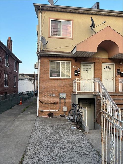 393 49th St, Brooklyn, NY, 11220-1803 | Card Image