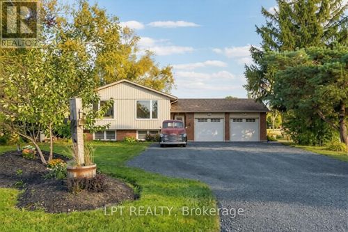 7429 Sideroad 20 Sideroad, Mapleton, ON, N0B1A0 | Card Image