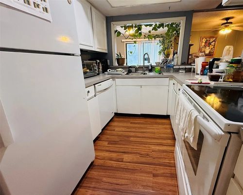 2610 Santiago Cir, Grand Prairie, TX, 75052-5376 | Card Image