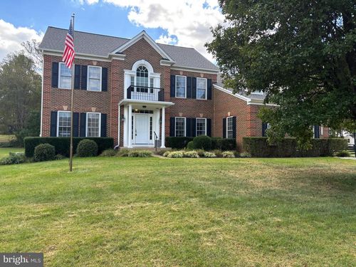 6110 Maloney Way, Warrenton, VA, 20187-8805 | Card Image