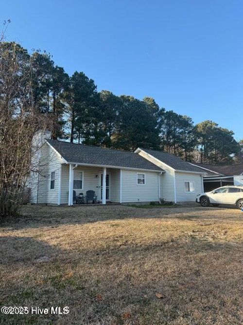 1021 Spring Villa Dr, Jacksonville, NC, 28540-3345 | Card Image