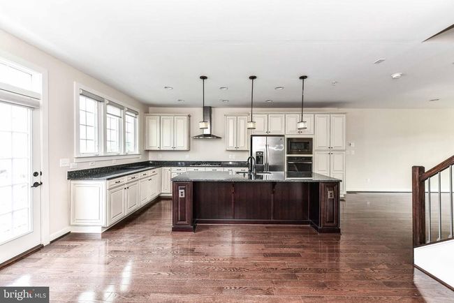 3160 Yeager Dr, Townhouse with 5 bedrooms, 5 bathrooms and null parking in HERNDON VA | Image 9