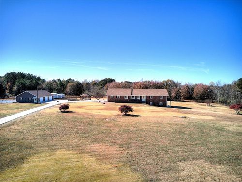 130 Raleighs Ln, West Union, SC, 29696-3131 | Card Image